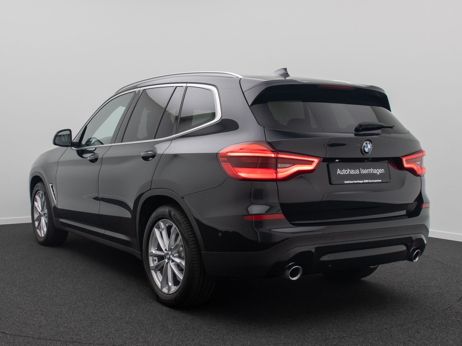 Fahrzeugabbildung BMW X3 xD20d Kamera HUD Komfort HiFi Alarm Leder 19"