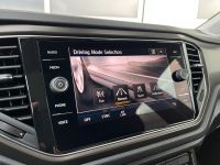 VW T-Roc 1.5 TSI DSG Style ACC PANO AHK PDC KAM 17