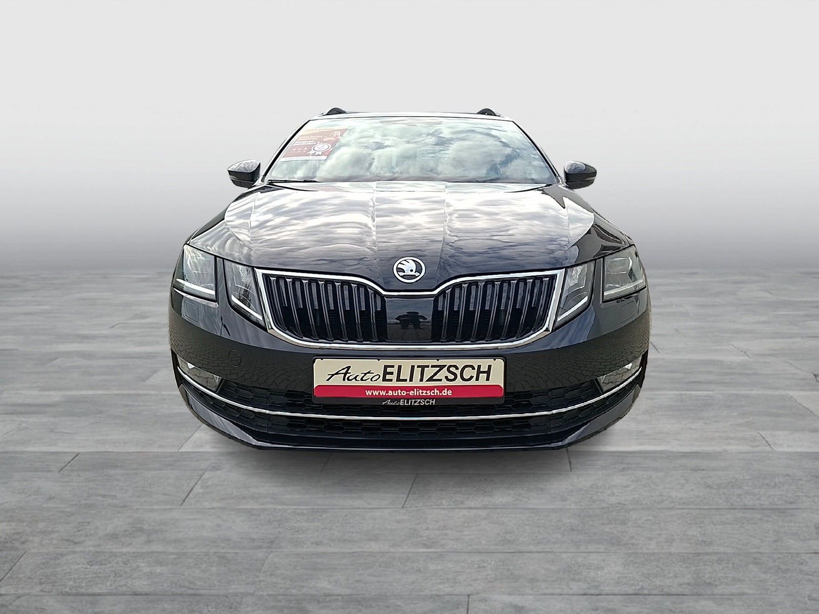 Fahrzeugabbildung SKODA Octavia Combi TSI L&K DSG LED Navi ACC PDC SHZ 1