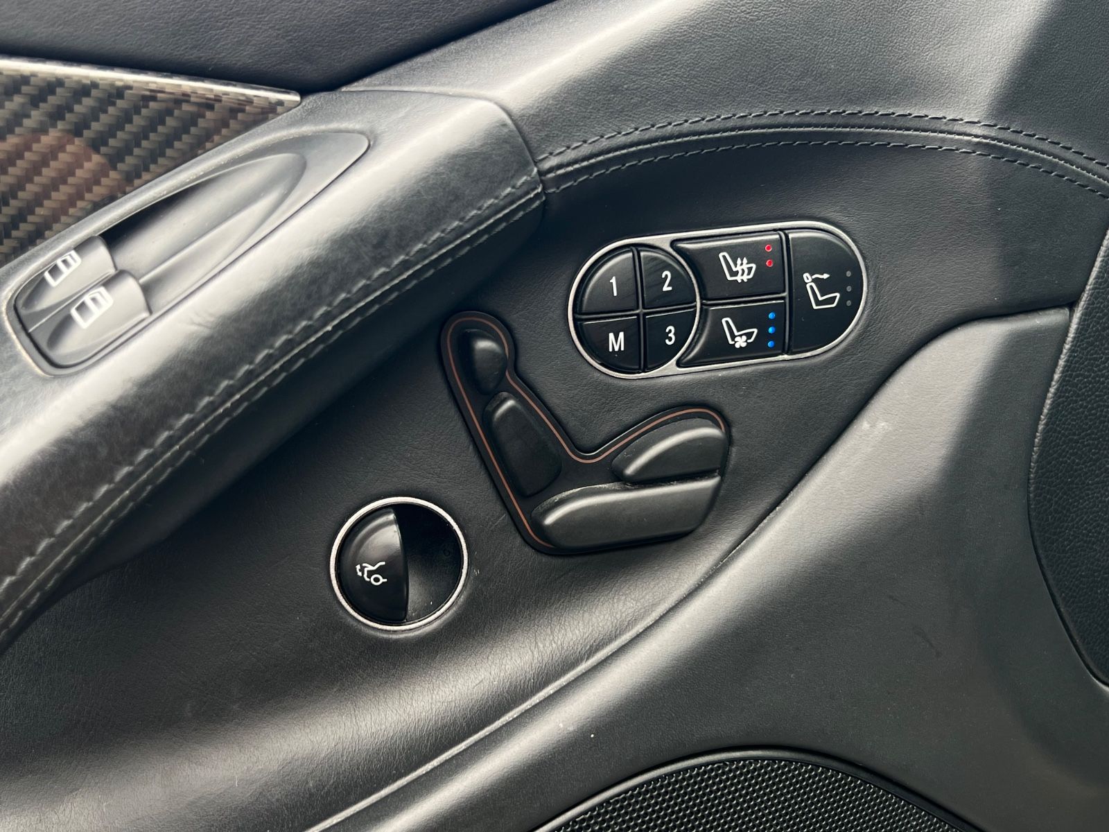 SL 63 AMG *ACC*Leder*Xenon*87tkm*1.HAND*BRD