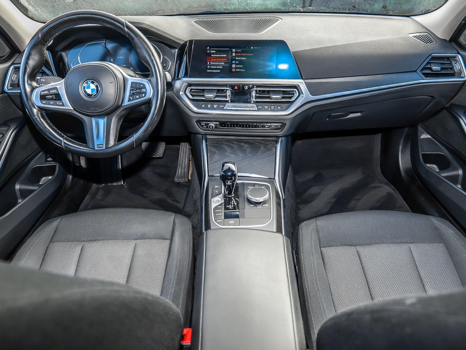 BMW 320d PANO LED Sound Syst. PDC V+H DAB Klima