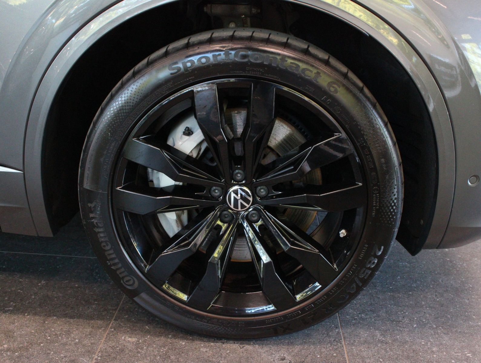 Fahrzeugabbildung Volkswagen Touareg 4.0 V8 TDI  4M  R-Line*PNRM*AHK*HUD*Voll