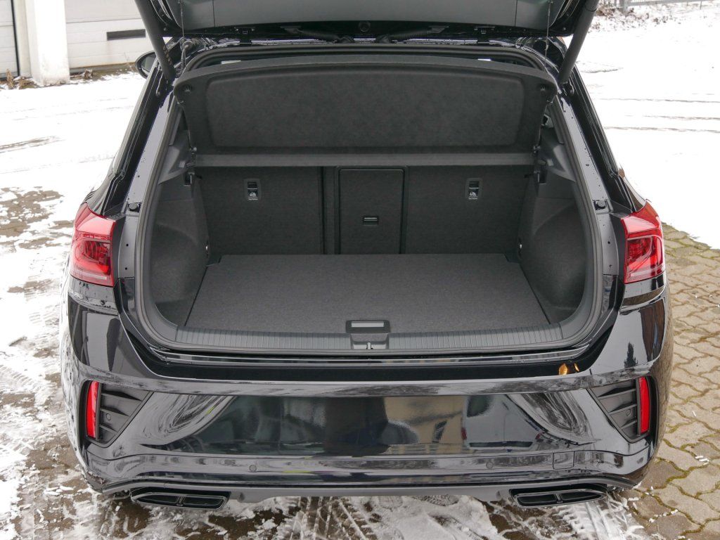 Fahrzeugabbildung Volkswagen T-Roc R-Line 1.5 TSI DSG AHK App-Connect