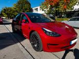 Tesla Model 3 Allradantrieb mit Dualmotor Performa... - Tesla Model 3 Gebrauchtwagen in München