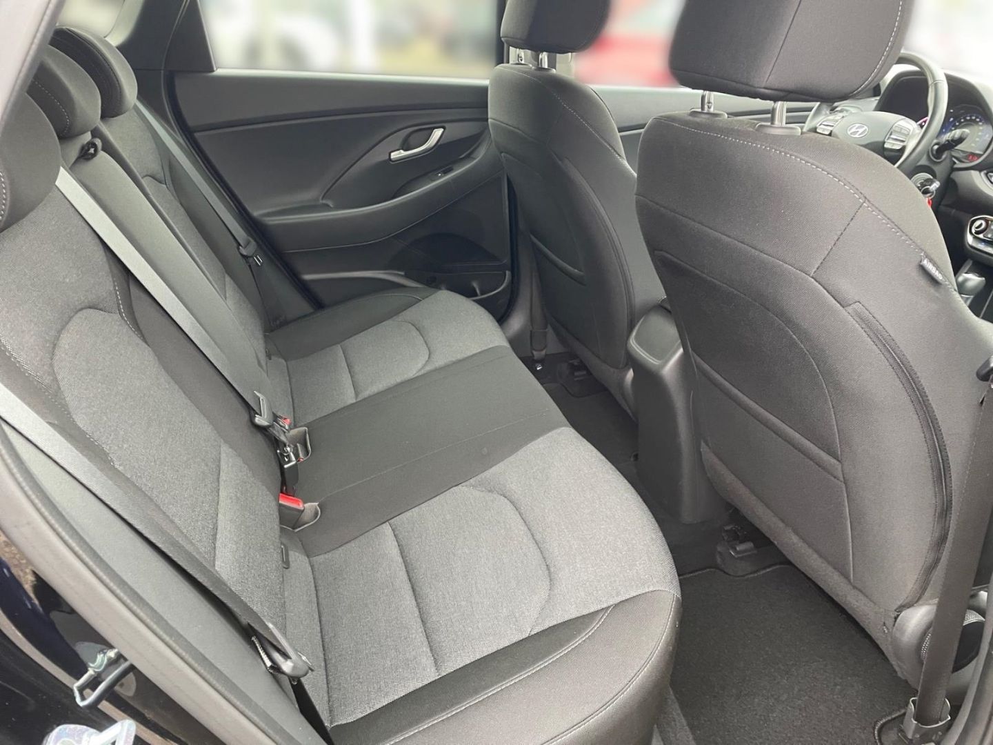 Fahrzeugabbildung Hyundai i30 1.6 CRDi Kombi Intro Edition Navigation Rück