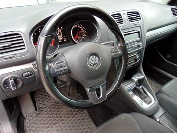 Volkswagen Golf - 4