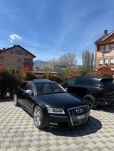 Audi S8 5.2 V10 EXCLUSIVE MODEL- - Audi: V10