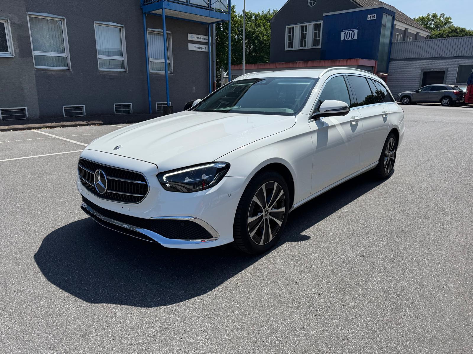 Mercedes-Benz E 300 de T Autom.