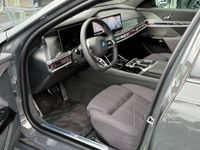 BMW 750 - Vorschau Bild 5