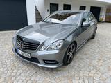 Mercedes-Benz E 500 4MATIC BlueEFFICIENCY AVANTGARDE - gebrauchte Mercedes-Benz E 500 aus dem Jahr 2012