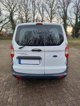 Ford Transit Courier - Ford Transit Courier mit Diesel-Antrieb: Van