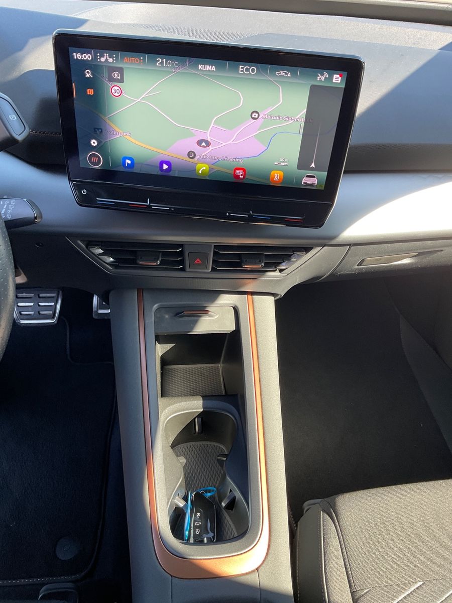 Fahrzeugabbildung CUPRA Born 58 kWh 150 kW,Kamera,Navi,Sitzheizung,Carpl