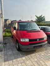 Volkswagen T4 Multivan - Volkswagen T4 Multivan mit Benzin-Antrieb