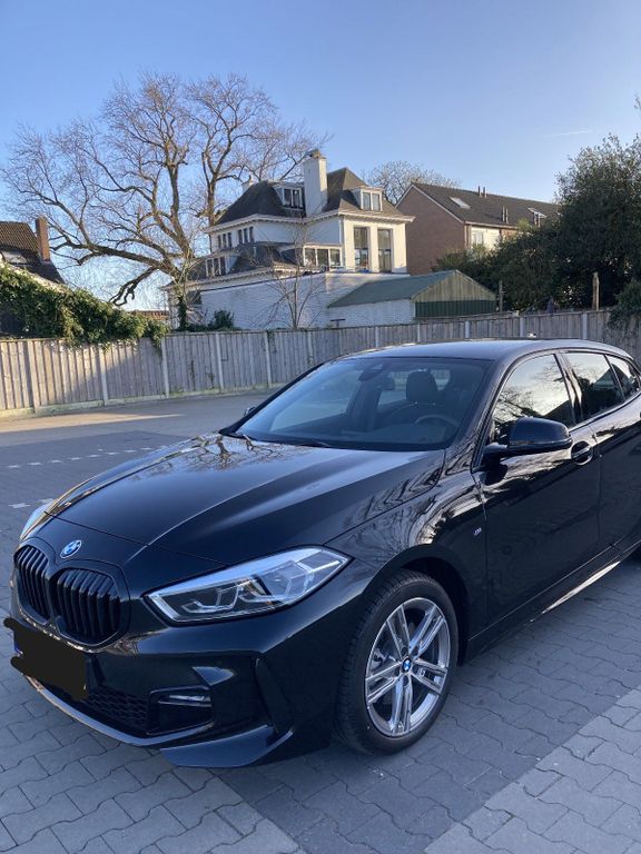Image of BMW 118