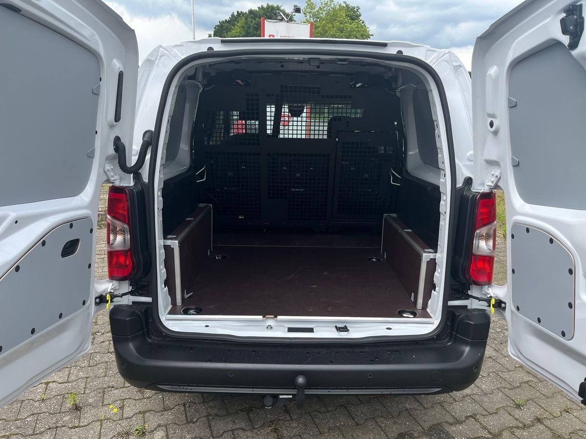 Fahrzeugabbildung Fiat Doblo XL Multicab 130 AT8