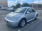 Volkswagen New Beetle 1.6 Style SAISONFHRZ.*WENIG KM* - Volkswagen New Beetle in Frankfurt (Main)