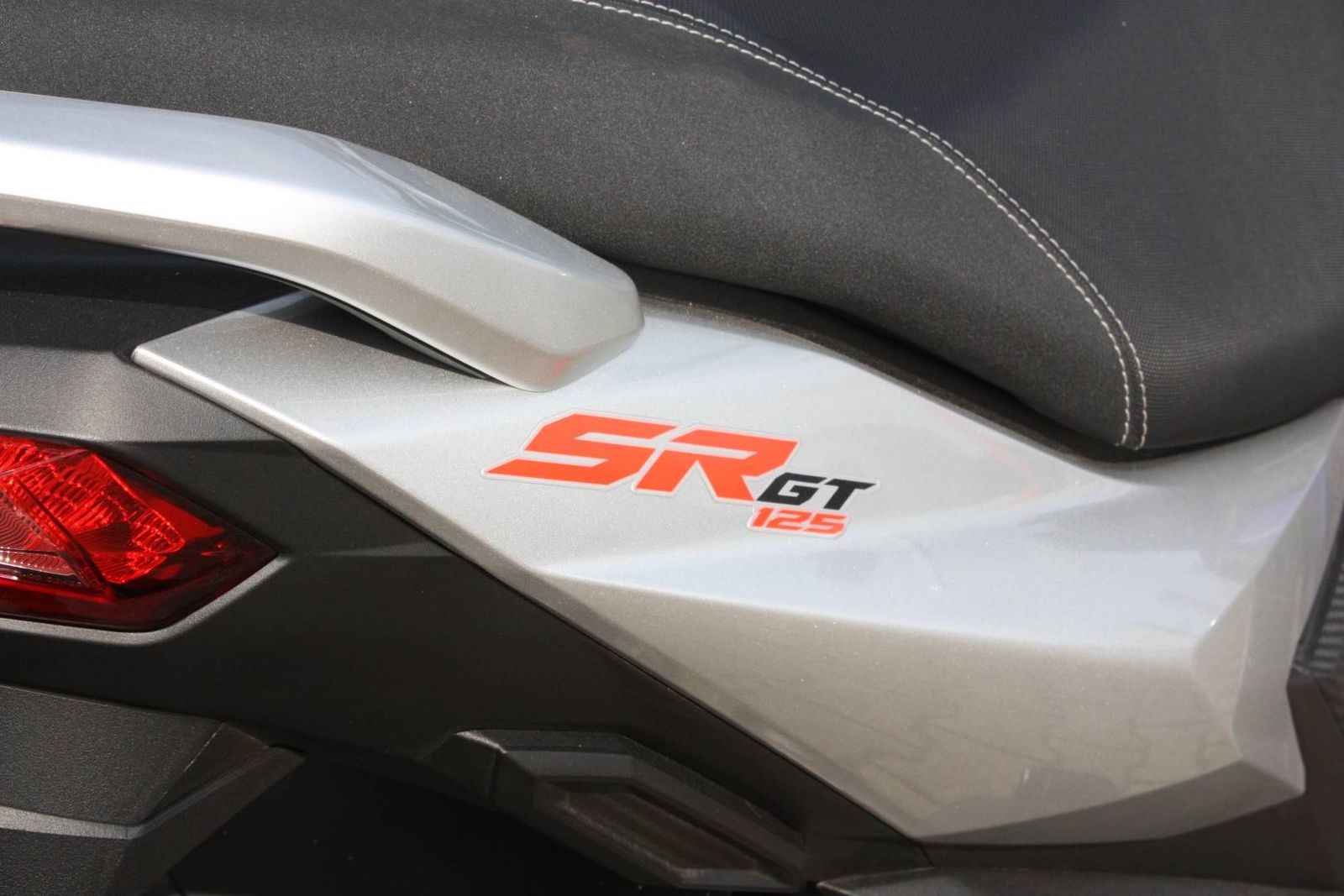 Fahrzeugabbildung Aprilia Aprilia SR GT 125 ABS