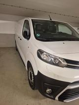 Toyota Proace City 1,5-l-D-4D 96kW L1 Executive Exe... - Toyota Proace City von privat