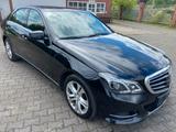 Mercedes-Benz E 200 E Limousine E 200 CGI BlueEfficiency - Mercedes-Benz E 200: Blueefficiency
