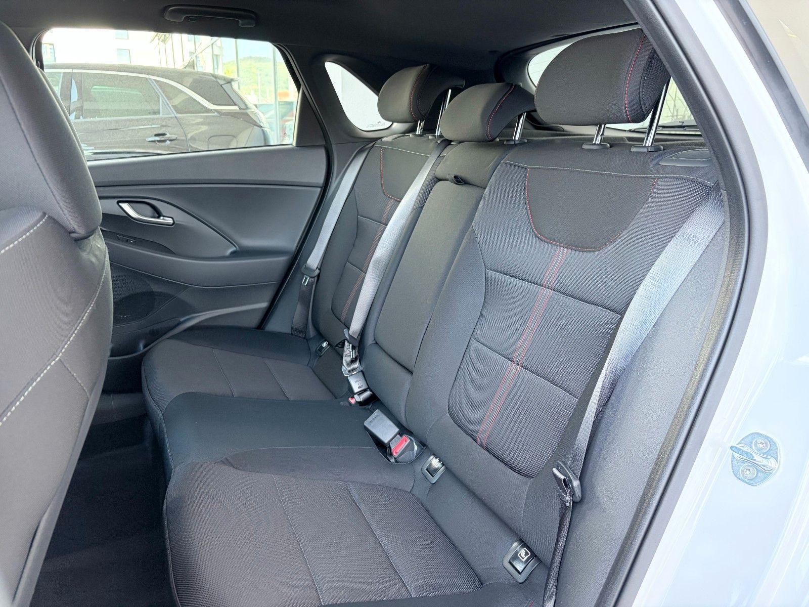 Fahrzeugabbildung Hyundai i30 1.6 T-GDI N Line Kamera,LED,Navi,Pano,SHZ,SD