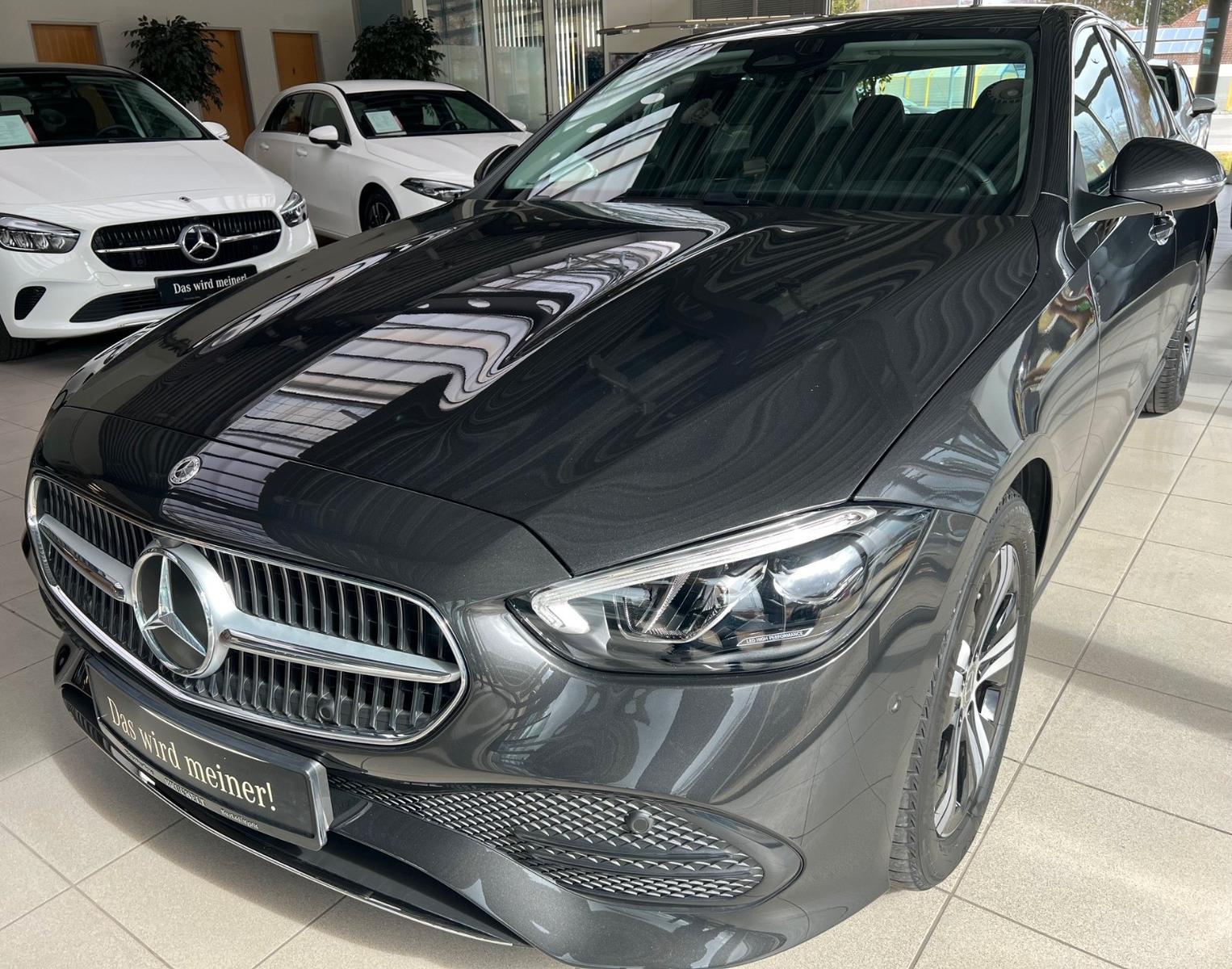 Mercedes-Benz C 180 Limousine, Avantgarde, 360°-Kamera