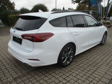 Ford Focus Turnier ST-Line Automatik  5J Garantie
