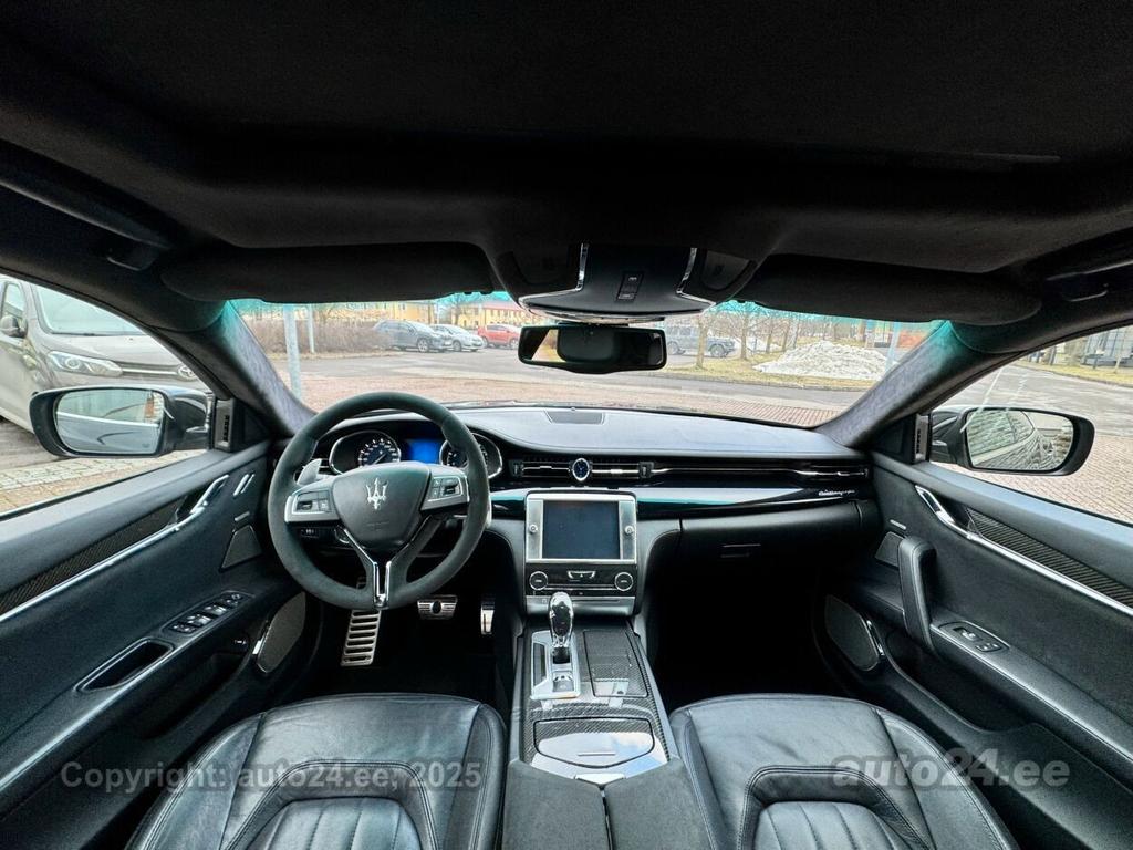 Maserati Quattroporte