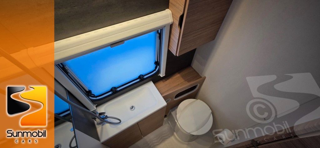 Fahrzeugabbildung Weinsberg CaraOne 420 QD 1.350 kg Ambientebeleuchtung