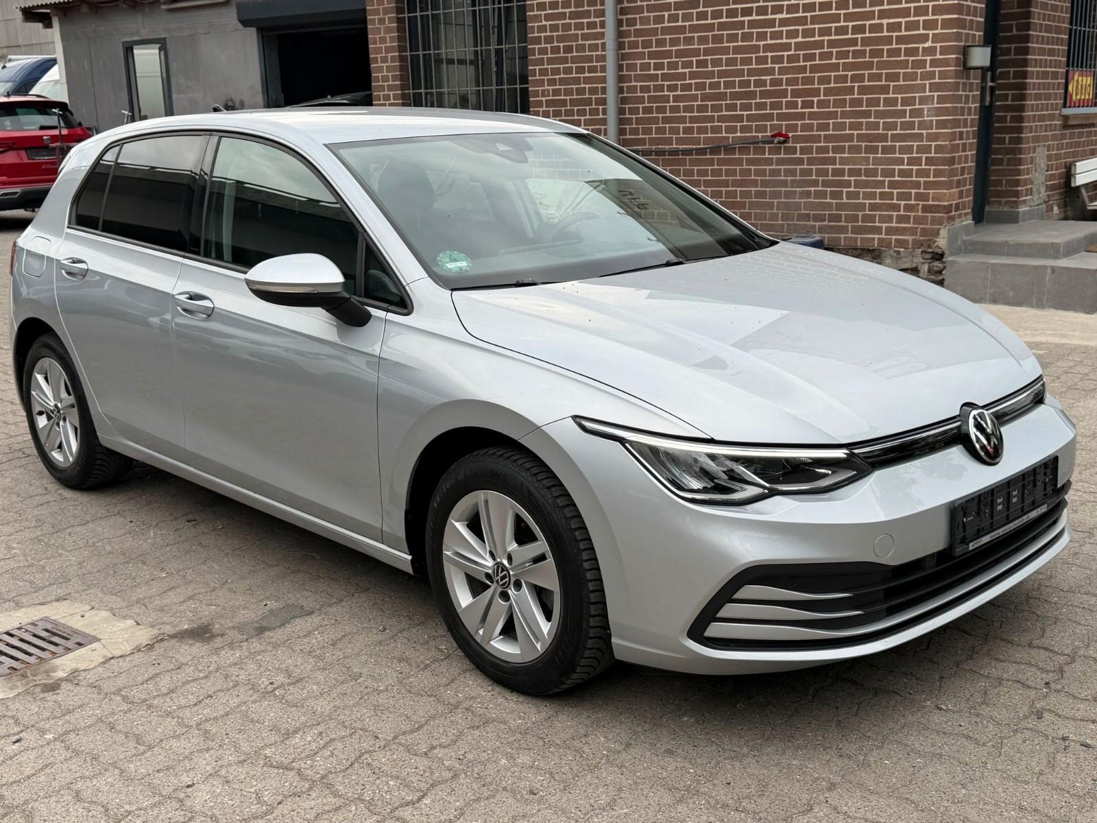 Volkswagen Golf VIII 1,0 TSI Life/R.Kamera/LED/erst58TKM!