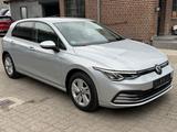 Volkswagen Golf VIII 1,0 TSI Life/R.Kamera/LED/erst58TKM! - Volkswagen Golf: 5er