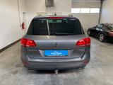 Volkswagen Touareg 3.0 TDI*Bi-Xenon*PANO*STHZ*4xSHZ*NAVI*AH - Volkswagen Touareg aus 2010: TDI