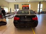 BMW 318 Baureihe / Limo/Unfallfrei/ Überholter Motor - BMW: Moto