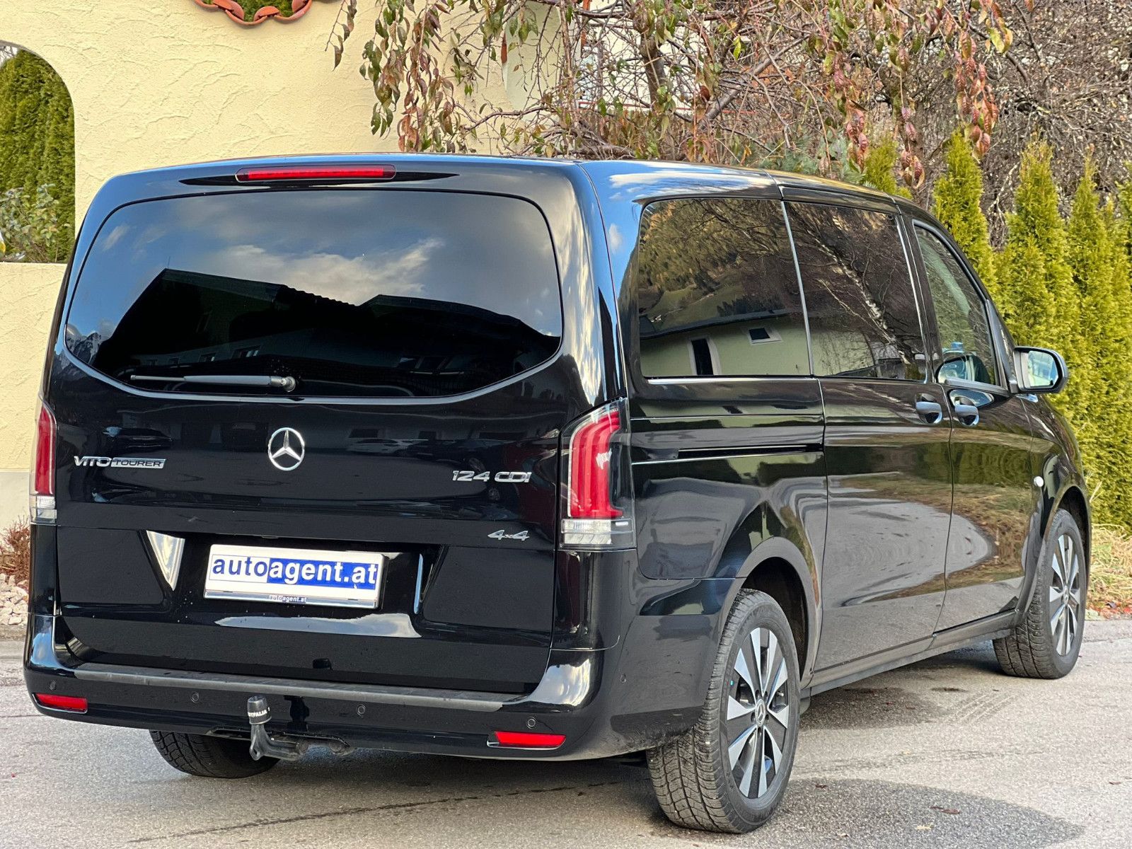 Mercedes-Benz Vito Tourer 124 CDI Select 4x4 lang 9 Sitzer imagem 2