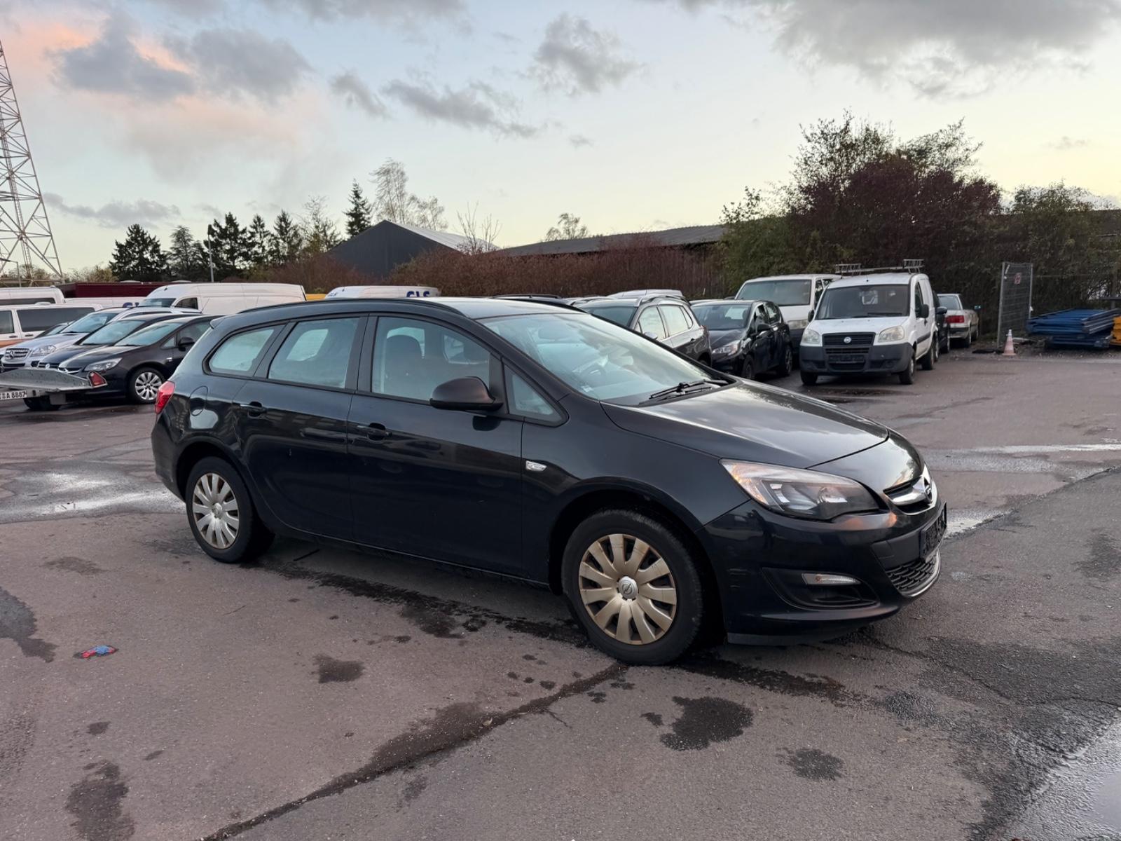 Opel Astra 2015 — photo 9