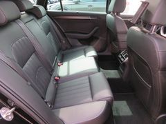 SKODA Superb Combi 2.0 TDI Sportline 4x4 Nav Pan Sthzg SKODA Superb Combi 2.0 TDI Sportline 4x4 Nav Pan Sthzg