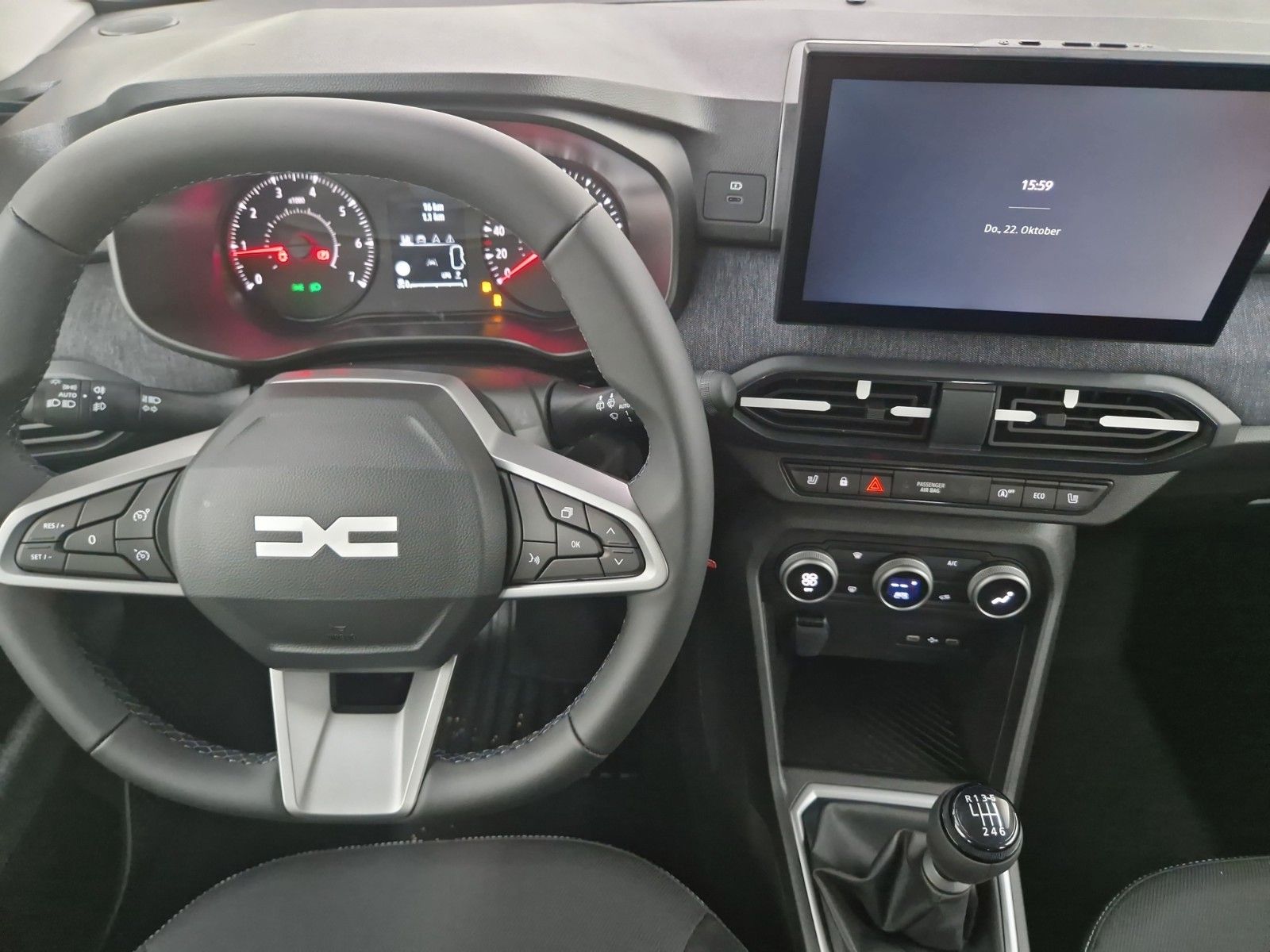 DACIA Sandero  Eco-G 120 Expression Winter Benzin&amp;Gas – Bild 15
