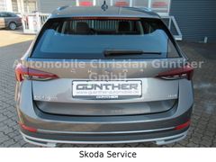 SKODA Octavia Combi Scout 2.0TSI 140KW DSG 4x4 SKODA Octavia Combi Scout 2.0TSI 140KW DSG 4x4