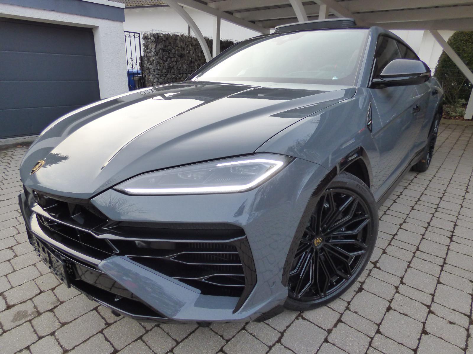 Lamborghini Urus SE *CARBON*Pano*B&O*23"*Massage*STOCK*MY26*