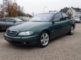 Opel Omega 2.6 V6 Design Edition Aut*Leder*Xenon*Navi - Opel Omega mit Benzin-Antrieb: Navigationssystem