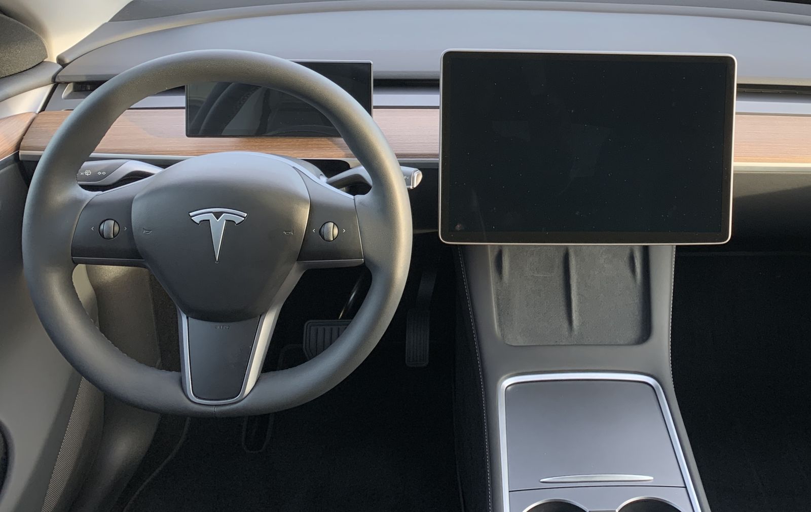 Fahrzeugabbildung Tesla Model Y Long Range Dual AWD*AHK*Keyless*Cam*Pano