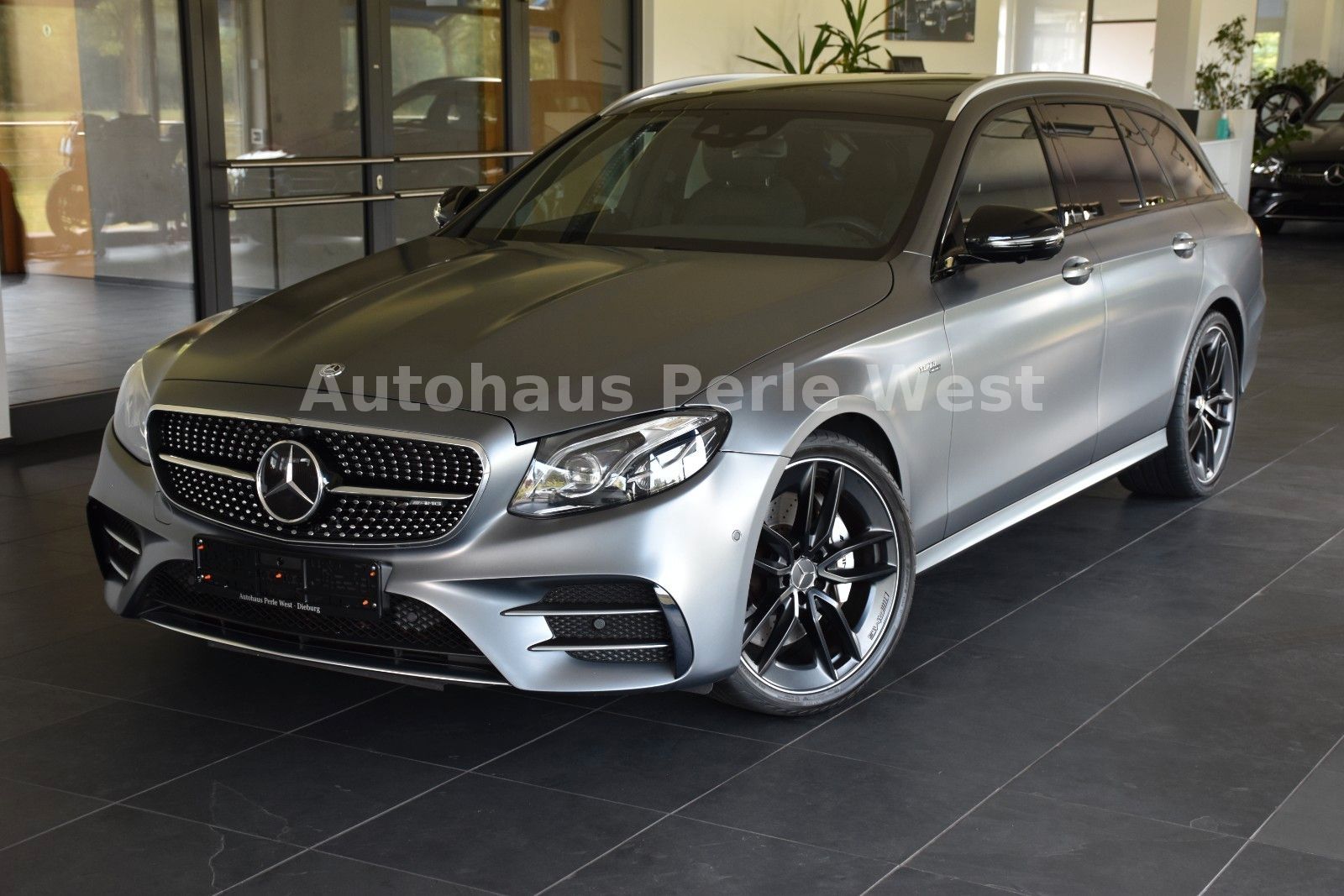 MERCEDES-BENZ E 53 AMG 4MATIC+ T 9G-TCT"PANO"SITZKLIMA"STANDHE