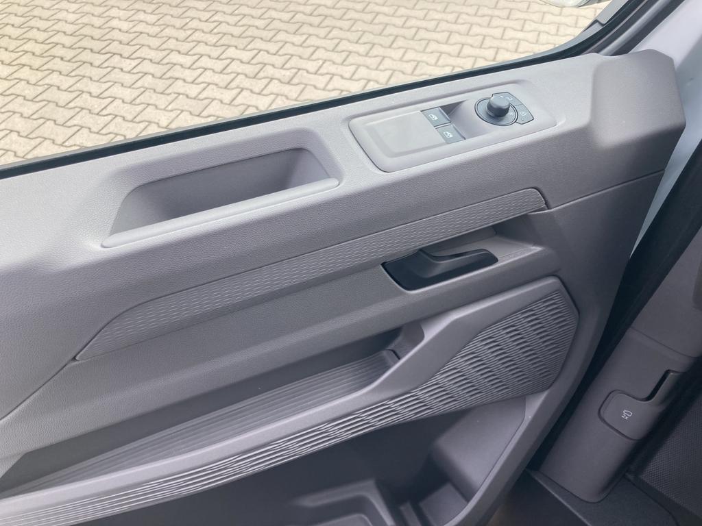 Volkswagen T7 Transporter