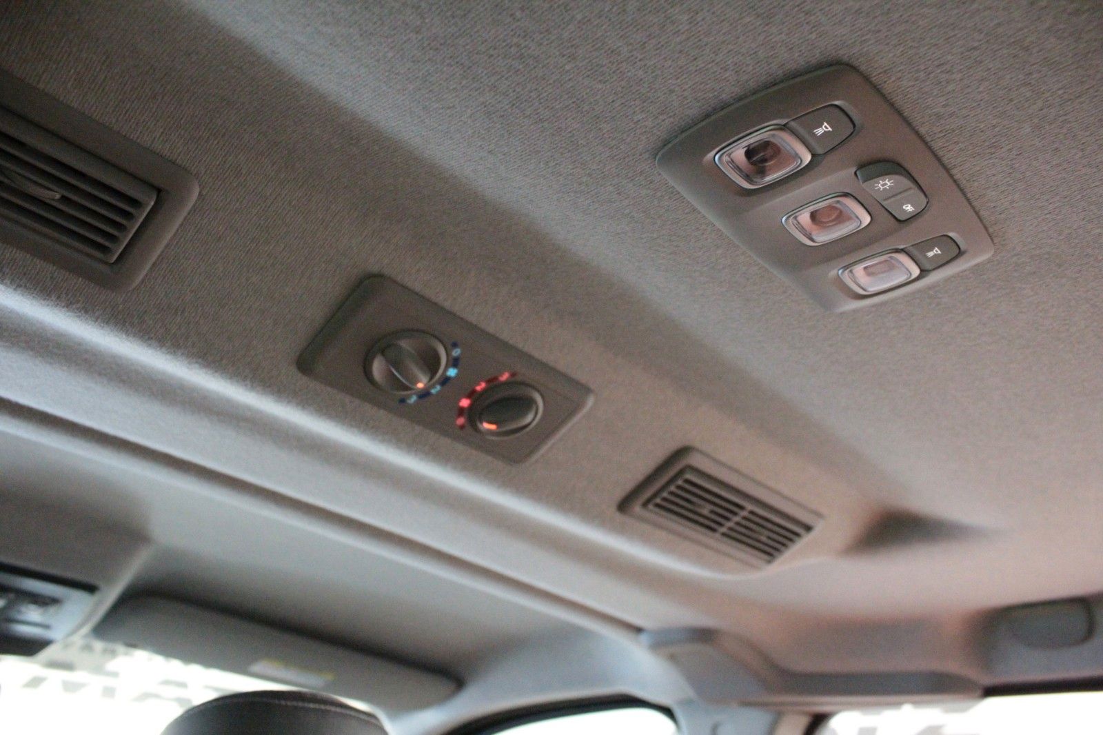 Fahrzeugabbildung Renault Trafic Blue dCi 150 EDC Life*Automatik*9-Sitzer*