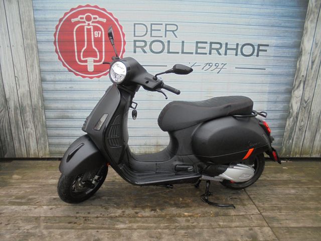 Vespa GTS 300 Super Sport HPE wie neu Notte