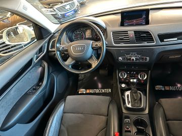 Audi Q3 2.0 TFSI quattro *Xenon*Klima*SHZ*Navi*PDC*