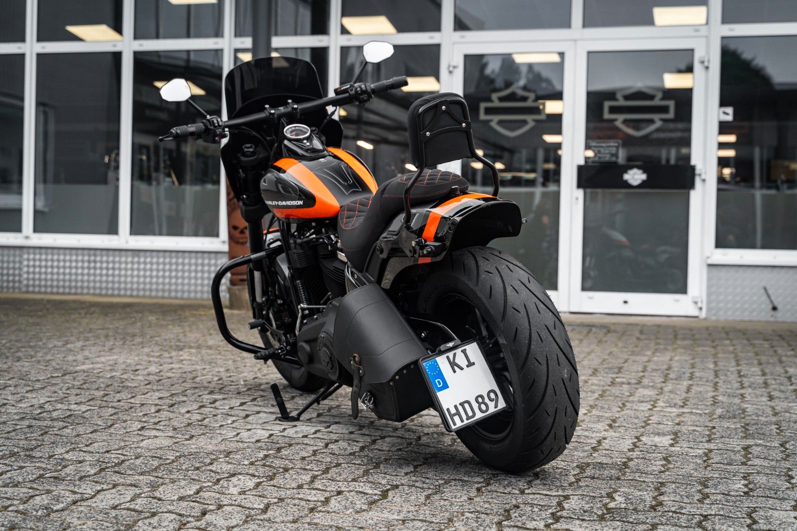 Fahrzeugabbildung Harley-Davidson FXFBS FAT BOB 114 CUI SOFTAIL - SE-NOCKENWELLE