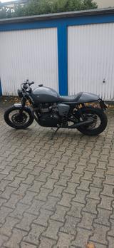 Triumph Thruxton 900 Cafe Racer, Custom Bike - MOTORRAD CAFE RACER