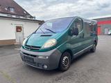 Opel Vivaro Kombi L1H1- 9 SITZER-AHK-KLIMA-TÜV 10/27 - Opel Vivaro: Grün