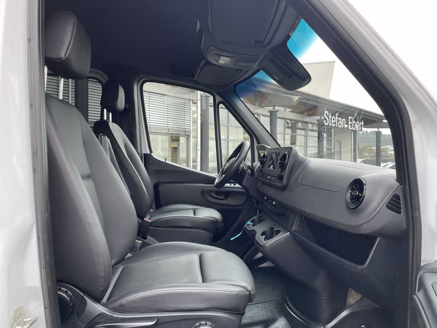 Fahrzeugabbildung Mercedes-Benz Sprinter 317 CDI DoKa/Mixto Autom AHK3,5 Klima