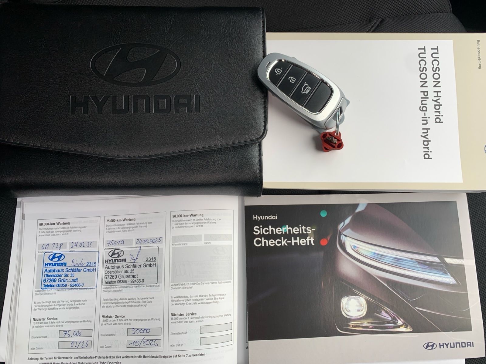 Fahrzeugabbildung Hyundai TUCSON 1.6 T-GDI Trend Plug-In Hybrid 4WD AHK